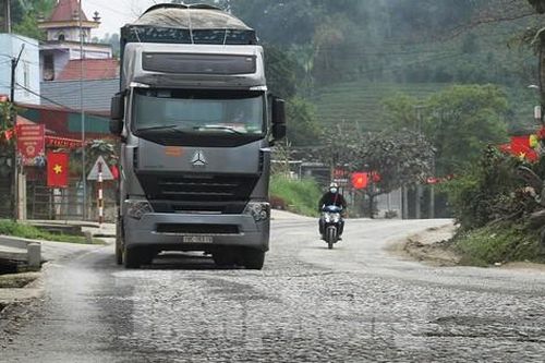 Quốc lộ 70 hư hỏng nghiêm trọng nhưng chưa có tiền sửa