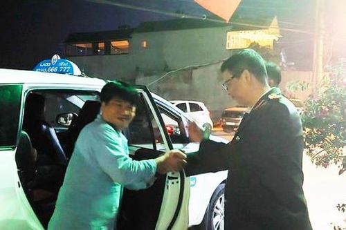 Tìm thấy du khách Hàn Quốc đi lạc trên núi Lang Biang