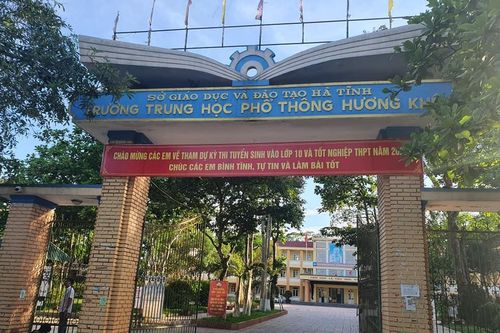 Đồng hành cùng học trò vượt vũ môn