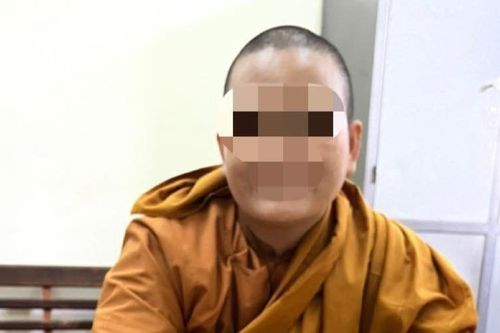 Người đàn ông giả nhà sư đi khất thực ở Đà Nẵng