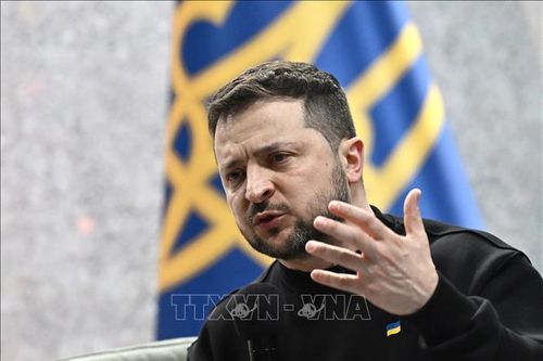 Tổng thống Ukraine cách chức một loạt quan chức cơ quan an ninh