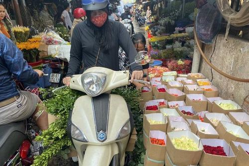 Bất ngờ với nguồn cung hoa hồng dịp lễ 8/3