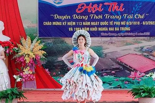 Phụ nữ cơ sở sáng tạo tổ chức Hội thi duyên dáng thời trang tái chế