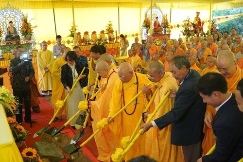 Thừa Thiên Huế: Đặt đá đại trùng tu chùa Tiên Phước (niệm Phật đường Tiên Nộn)