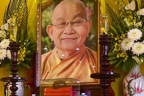 Lâm Đồng: Lễ nhập kim quan Hòa thượng Thích Minh Bá