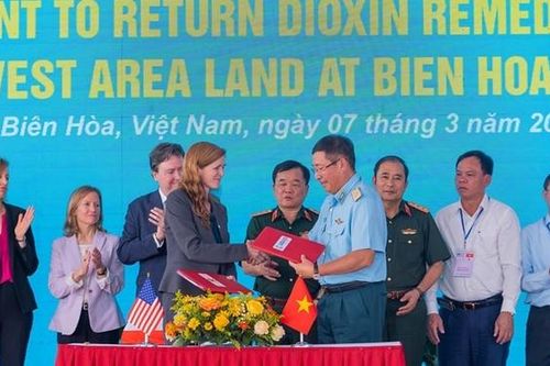 Hoa Kỳ tài trợ thêm 73 triệu USD xử lý dioxin tại sân bay Biên Hòa