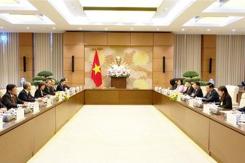 Chủ tịch Quốc hội Vương Đình Huệ tiếp Liên đoàn các tổ chức kinh tế Nhật Bản