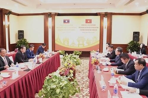Giữ vững an ninh biên giới, góp phần phát triển kinh tế-xã hội hai nước Việt-Lào