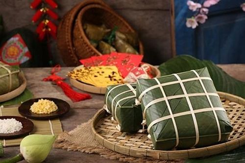 Qua Giêng nói chuyện bánh chưng