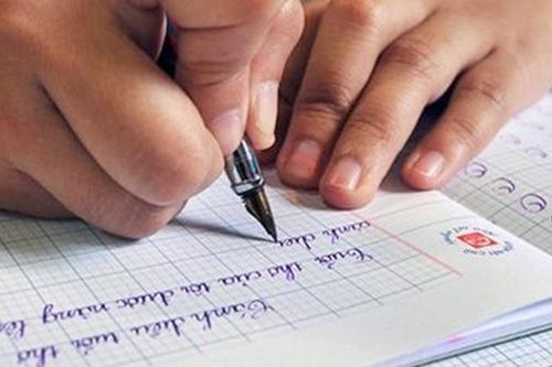 Câu chuyện tiếng Việt