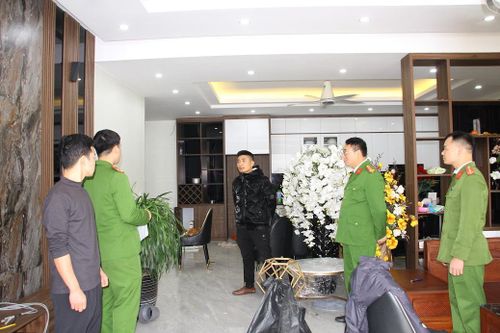 Đột nhập căn nhà gia chủ mới chuyển đến, trộm cắp nhiều tài sản có giá trị