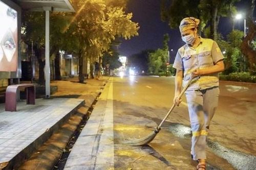 Bông hồng cho ngày 8 tháng 3