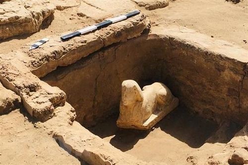 Lộ diện tượng nhân sư Ai Cập có khuôn mặt 'độc nhất vô nhị'