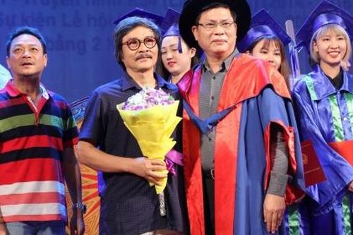 Bộ GD&ĐT bác đề xuất nghệ sĩ nhân dân tương đương tiến sĩ