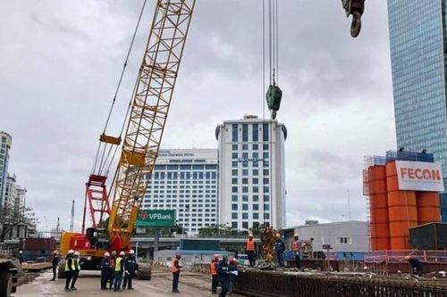 Lợi nhuận 4 năm liền lao dốc, dòng tiền âm 200 tỷ, FECON (FCN) lấy tiền đâu làm 4 dự án mới trúng thầu?