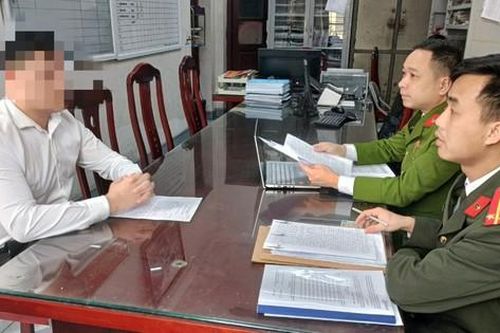 Bị xử lý vì chuyển tiếp cuộc gọi đòi nợ đến đường dây nóng của Bộ Công an