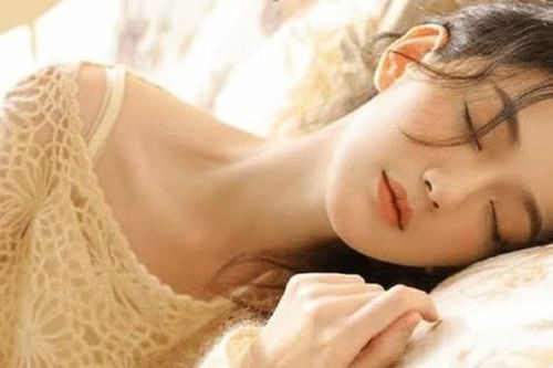 Viết cho những người có… vợ đẹp