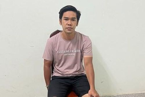 Giả khách 'điều' tài xế xe ôm U70 đến cửa khẩu để đâm và cướp