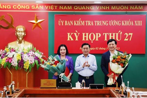 Bộ Chính trị chuẩn y hai Phó Chủ nhiệm Ủy ban Kiểm tra Trung ương