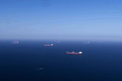 Saudi Arabia tăng giá bán dầu cho châu Âu và châu Á
