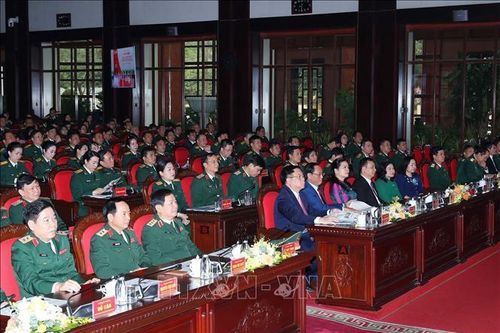 Ban Phụ nữ Quân đội đón nhận Huân chương Bảo vệ Tổ quốc hạng Nhì