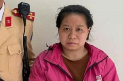 Thanh niên cho gái lạ mượn điện thoại, ngay sau đó liền hối hận không kịp