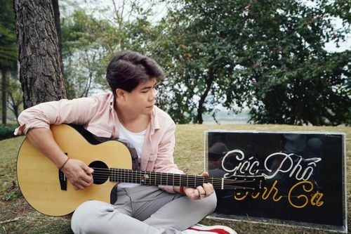 Ca sĩ Đinh Mạnh Ninh: 'Phải chăng càng yêu, càng khó bày tỏ?'