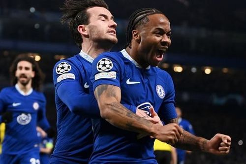 Chelsea và Benfica vào tứ kết Champions League