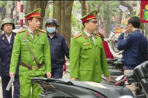 Mạnh tay xử lý lấn chiếm vỉa hè làm nơi kinh doanh