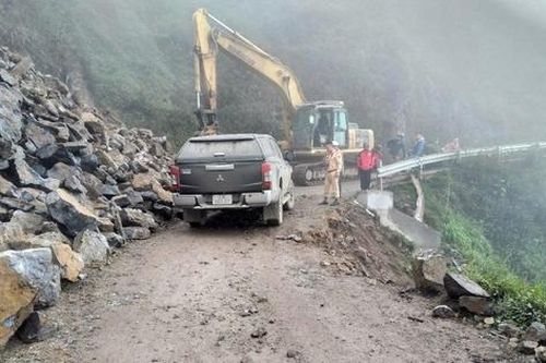 Hà Giang: Xe tải lao xuống đèo Mã Pì Lèng, một người tử vong