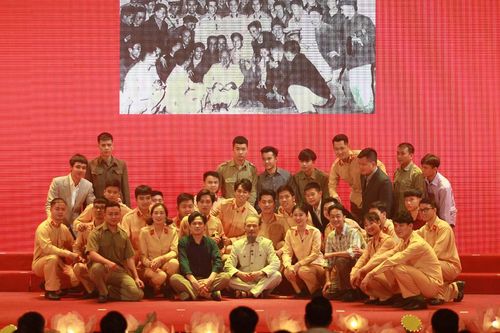 Vinh quang người chiến sĩ Công an Thủ đô khắc ghi lời Bác