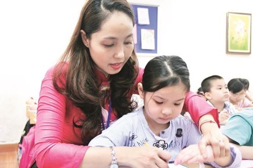 Ban hành Luật Nhà giáo sẽ giảm phần nào áp lực với nghề