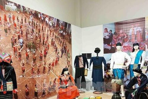 Chiêm ngưỡng trang phục truyền thống các dân tộc ở Đắk Lắk