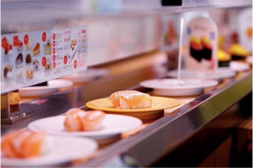 Nhật Bản bắt giữ 3 người vì 'khủng bố sushi'