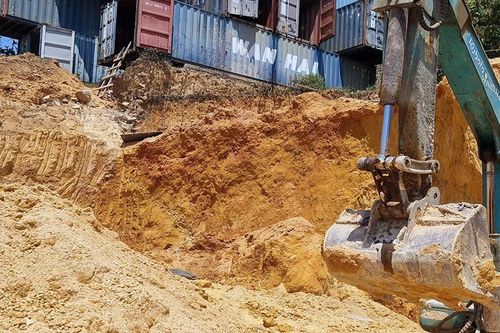 Taluy cao 3m sập đè một người tử vong ở Đà Lạt