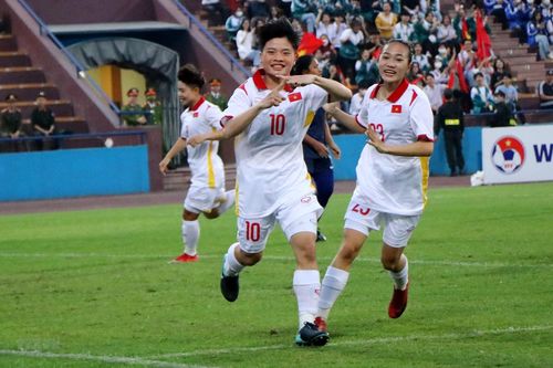 U20 nữ Việt Nam giành chiến thắng đậm 11-0 trước U20 Singapore