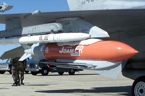 Tướng Mỹ nói Ukraine sử dụng thành công bom dẫn đường JDAM-ER trong cuộc xung đột với Nga