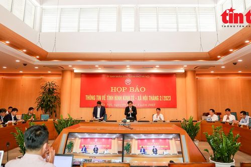 Hà Nội họp báo thường kỳ trực tuyến với 30 quận, huyện, thị xã