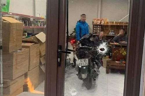 Sau loạt tiếng súng nổ rầm trời, nhà dân phát hiện cảnh tượng hãi hùng