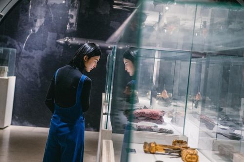 Ở Quảng Ninh, có một bảo tàng siêu đẹp được ví như viên ngọc đen bên vịnh Hạ Long