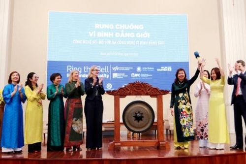 Sở Giao dịch Chứng khoán TP. Hồ Chí Minh tham gia chiến dịch 'Rung chuông vì bình đẳng giới'
