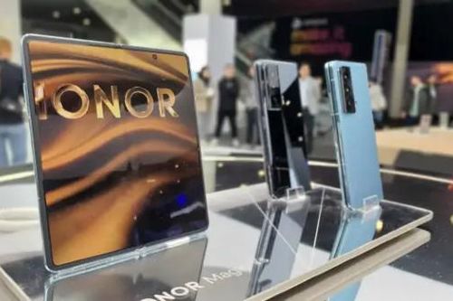 Các hãng smartphone Trung Quốc liên tiếp tung ra điện thoại gập thách thức Samsung