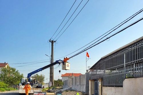 PC Quảng Bình: Đẩy mạnh công tác chỉnh trang cáp thông tin