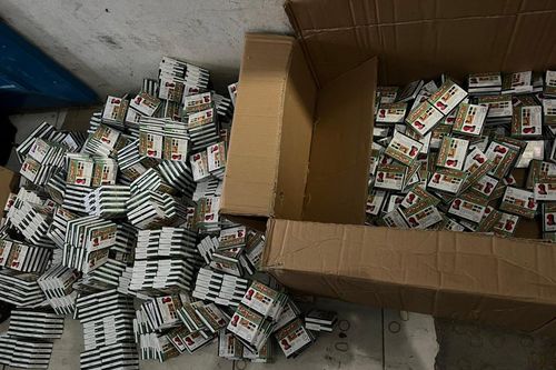 Bình Dương: Phát hiện hàng nghìn viên thuốc tẩy giun nghi giả mạo nhãn hiệu Fugacar cùng trên 70.000 bao cao su trôi nổi