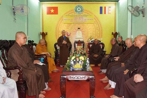 Ban Giáo dục Phật giáo TP.HCM thăm, làm việc với Ban Trị sự Q.3 và H.Củ Chi