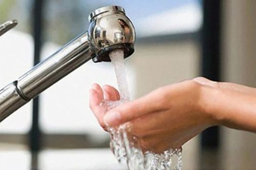 Hà Nội: Phương án điều chỉnh giá nước sạch đảm bảo hài hòa lợi ích của người dân, doanh nghiệp
