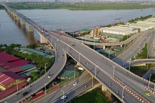 Cấm toàn bộ phương tiện từ cầu Vĩnh Tuy đi xuống rẽ trái vào đường Cổ Linh từ 11/3