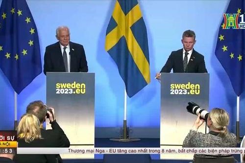 EU nhất trí mua vũ khí chung để hỗ trợ Ukraine