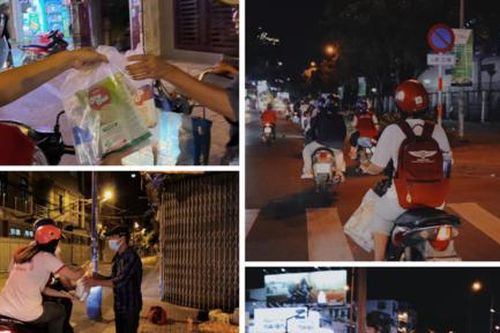 Sinh viên ĐH Quốc tế Hồng Bàng mang niềm vui đến những người vô gia cư