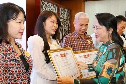 Ủy ban MTTQ TPHCM phát động xây dựng, sửa chữa 500 căn nhà cho hộ nghèo